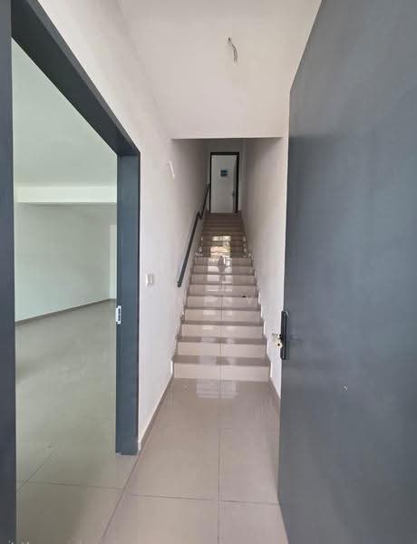 Rumah Teres untuk Dijual di Bandar Dato Onn (Tebrau) - Huily Woon - Entrance - PropertyGuru.com.my