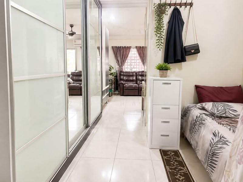 Terraced House for Sale in Taman Bersatu (Rawang) - Nazrin Hakimin - Corridor - PropertyGuru.com.my