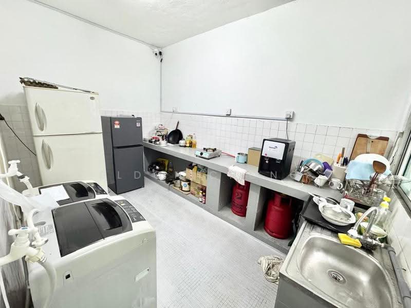 Rumah Teres 2-Tingkat untuk Disewa di Taman Connaught (Cheras) - Eldon Chong - Kitchen - PropertyGuru.com.my