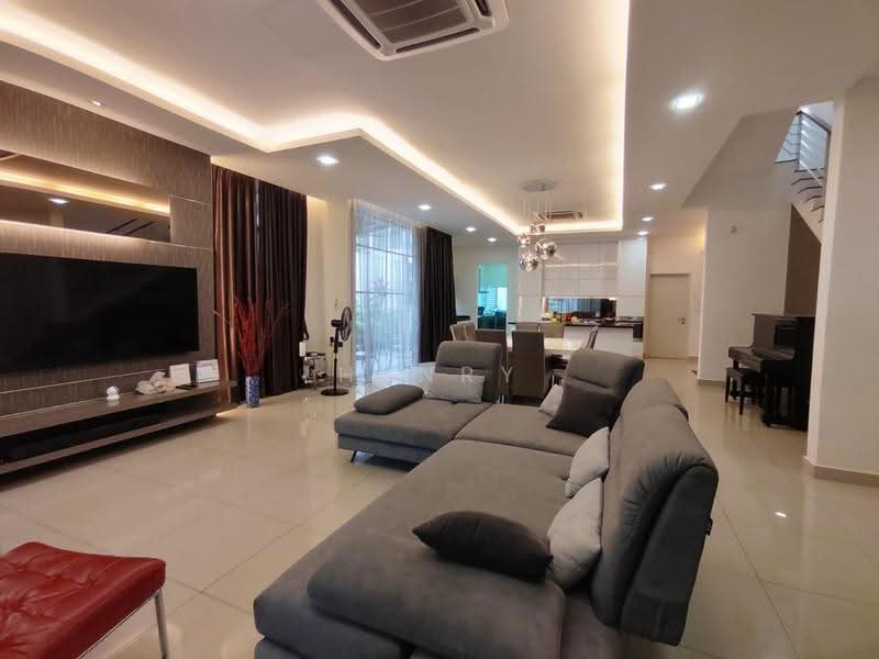 Bungalow House for Sale in Cyberjaya (Selangor) - Henry Liew - Living Room - PropertyGuru.com.my