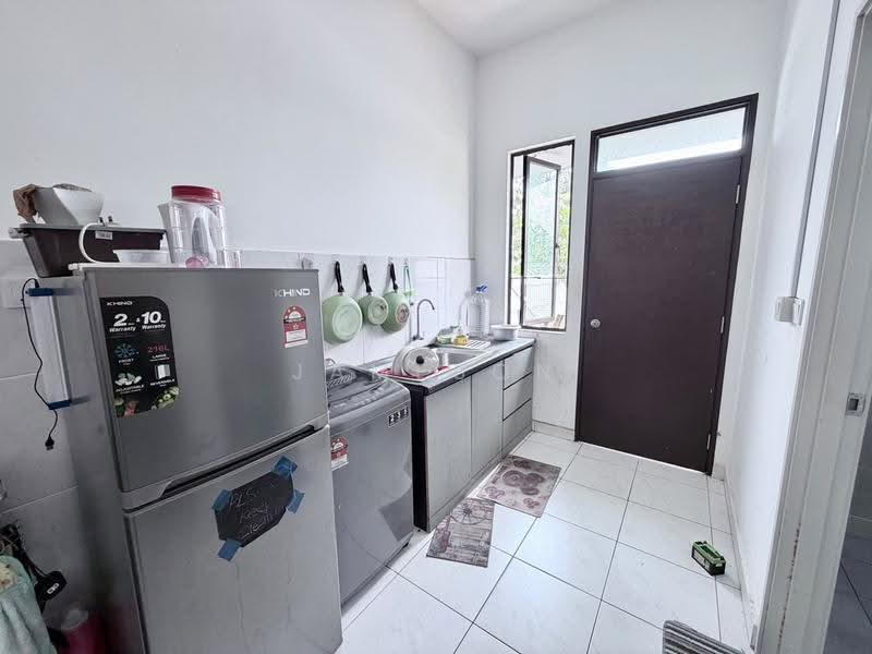 2-storey Terraced House for Sale in Johor Bahru (Johor) - Jameson Choo - Kitchen - PropertyGuru.com.my