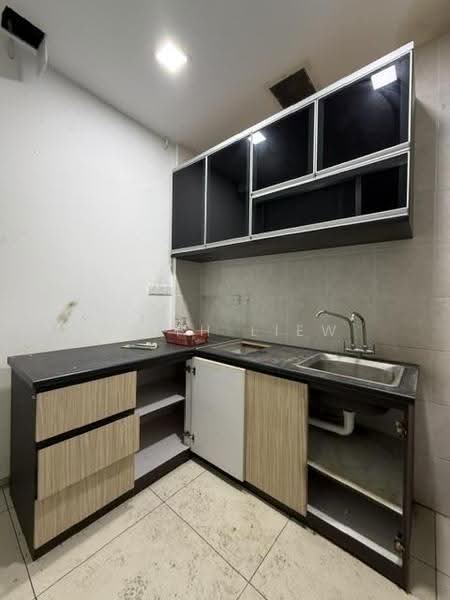 Warehouse for Sale in Saujana Rawang (Rawang) - Keith Liew - Kitchen - PropertyGuru.com.my