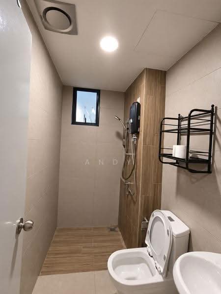 Kediaman Servis untuk Dijual di You City 3 - Andy Wong - Bathroom - PropertyGuru.com.my