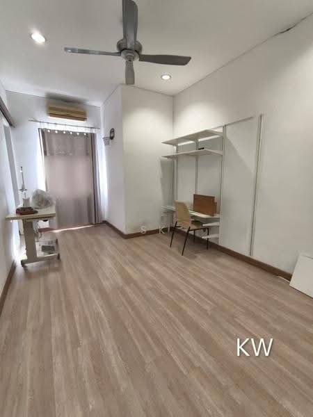 Rumah Berkembar untuk Dijual di Kemuning Utama Palma (Shah Alam) - SK Thiam - Study - PropertyGuru.com.my