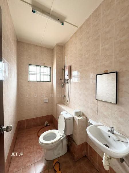 2-storey Terraced House for Sale in Bandar Bukit Tinggi 2 (Klang) - Joanne Pua - Bathroom - PropertyGuru.com.my