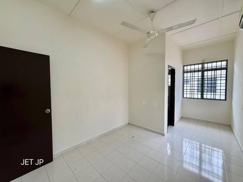 2-storey Terraced House for Sale in Bandar Bukit Tinggi 2 (Klang) - Joanne Pua - Interior - PropertyGuru.com.my