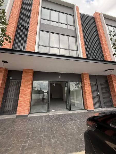 Shop for Rent in Bandar Gamuda Gardens (Rawang) - John Tan - Exterior - PropertyGuru.com.my