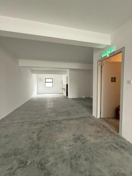 Shop for Rent in Bandar Gamuda Gardens (Rawang) - John Tan - Interior - PropertyGuru.com.my