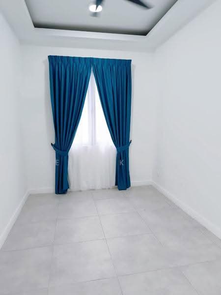 Kediaman Servis untuk Disewa di Sky Meridien - Derrick Lee - Bedroom 2 - PropertyGuru.com.my