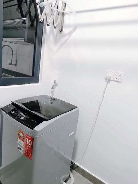 Kediaman Servis untuk Disewa di Sky Meridien - Derrick Lee - Yard - PropertyGuru.com.my
