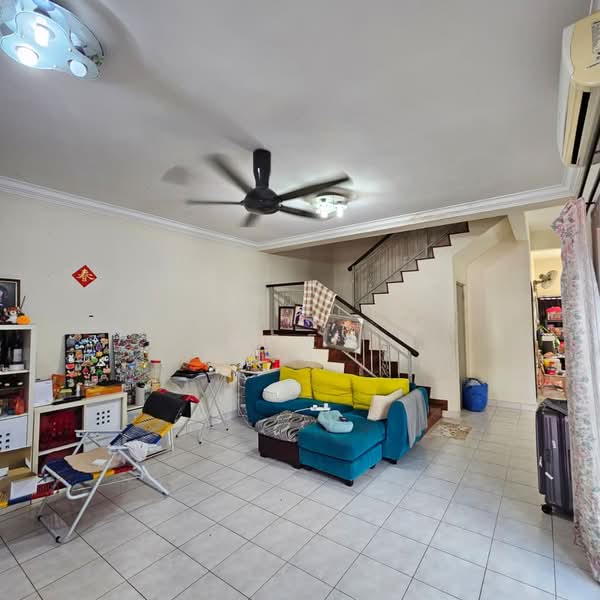 2-storey Terraced House for Sale in Taman Impian Emas (Skudai) - Zoey Lee - Living Room - PropertyGuru.com.my