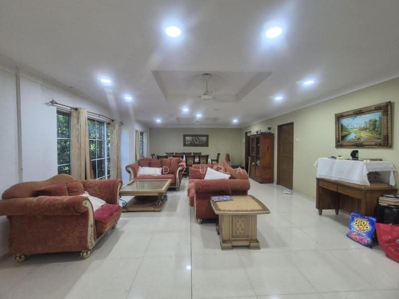 Bungalow House for Sale in Sungai Merab (Dengkil) - Adzura Zamedin - Living Room - PropertyGuru.com.my