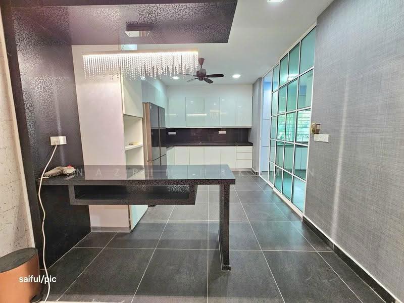 Rumah Teres 2-Tingkat untuk Dijual di Kota Kemuning (Shah Alam) - Nazrin Hakimin - Kitchen - PropertyGuru.com.my