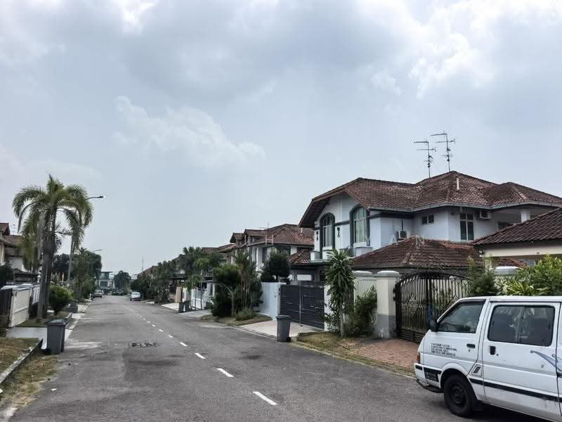 Semi-Detached House for Sale in Taman Impian Emas (Skudai) - Ong Lih Shyan - Exterior - PropertyGuru.com.my