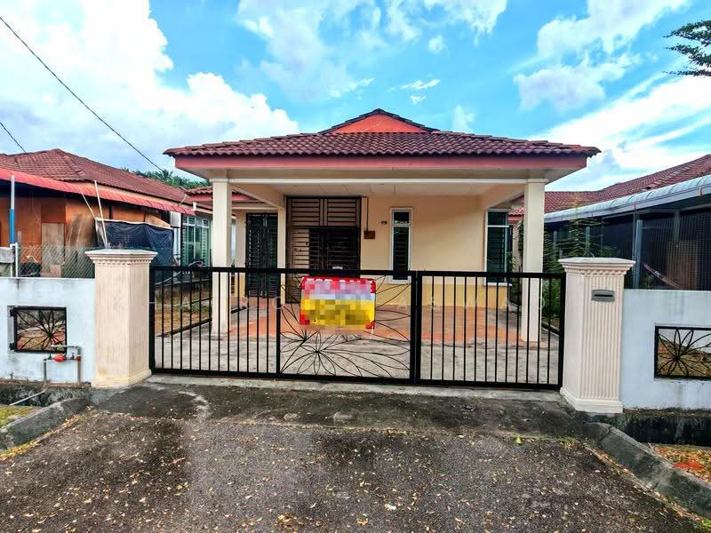 Rumah Berkembar untuk Dijual di Sungai Petani (Kedah) - Khairol Haswadi - Exterior - PropertyGuru.com.my