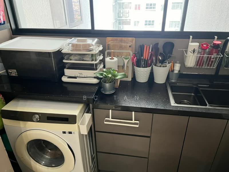 Kediaman Servis untuk Disewa di M Luna - BC TAN - Kitchen - PropertyGuru.com.my
