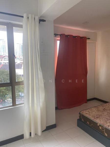 Kediaman Servis untuk Disewa di Ritze Perdana 1 - Jason Chee - Bedroom - PropertyGuru.com.my