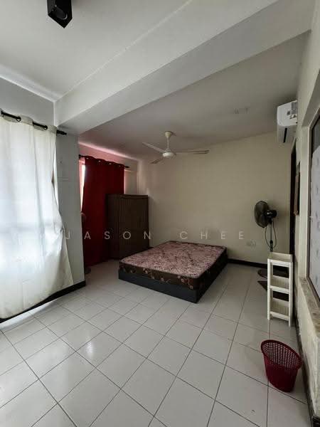Kediaman Servis untuk Disewa di Ritze Perdana 1 - Jason Chee - Bedroom - PropertyGuru.com.my
