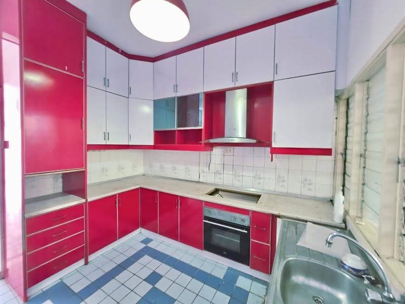 Rumah Teres 2-Tingkat untuk Dijual di Seksyen 7 (Shah Alam) - Syafiq Sharifudin - Kitchen - PropertyGuru.com.my