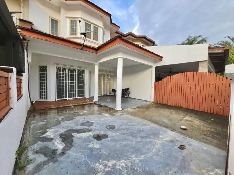 Rumah Teres 2-Tingkat untuk Dijual di Seksyen 7 (Shah Alam) - Syafiq Sharifudin - Exterior - PropertyGuru.com.my