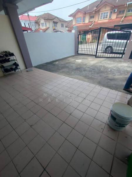 Terraced House for Sale in Sungai Buloh (Selangor) - Nazrin Hakimin - Exterior - PropertyGuru.com.my