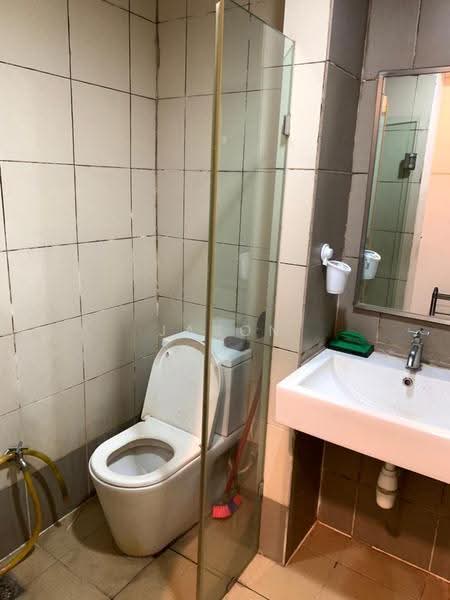 Service Residence for Rent at Centrestage Designer Suite - Jason Chee - Bathroom - PropertyGuru.com.my