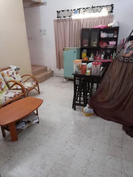 Rumah Teres 2-Tingkat untuk Dijual di Taman Ipoh Timur (Ipoh) - Ck Max - Living Room - PropertyGuru.com.my