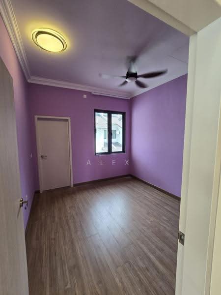 2-storey Terraced House for Sale in Bandar Bukit Raja (Bukit Raja) - Alex Tong - PropertyGuru.com.my