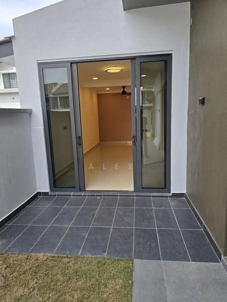 2-storey Terraced House for Sale in Bandar Bukit Raja (Bukit Raja) - Alex Tong - PropertyGuru.com.my