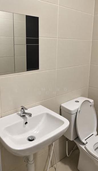 Service Residence for Sale at Pacific Star (Service Residence) - Edmund Goh - Bathroom - PropertyGuru.com.my