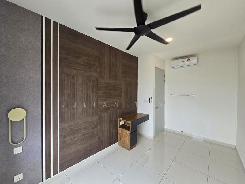 Kediaman Servis untuk Disewa di Kenwingston Platz - Julian Tong - Bedroom - PropertyGuru.com.my