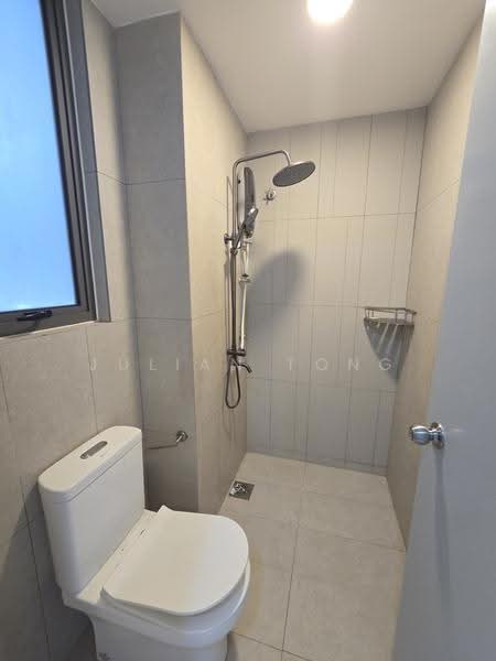 Kediaman Servis untuk Disewa di Kenwingston Platz - Julian Tong - Bathroom - PropertyGuru.com.my