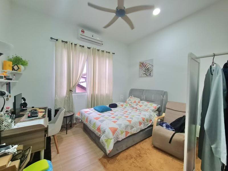 Rumah Berkembar untuk Dijual di Au 2 (Ulu Kelang) - Azli Ibrahim - Bedroom - PropertyGuru.com.my