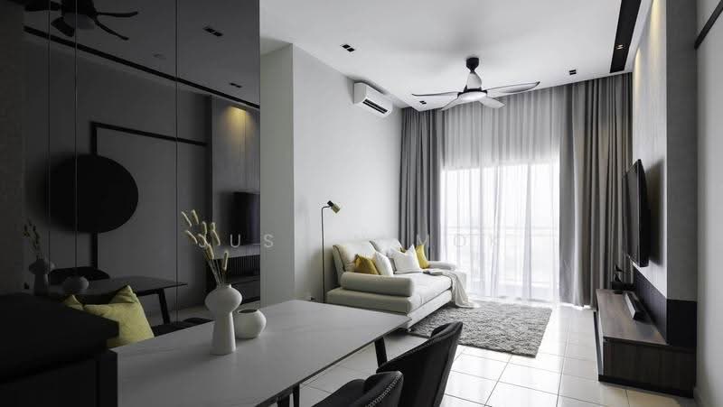 Kediaman Servis untuk Dijual di MIRAI Residences - Justin Mok - Living Room - PropertyGuru.com.my