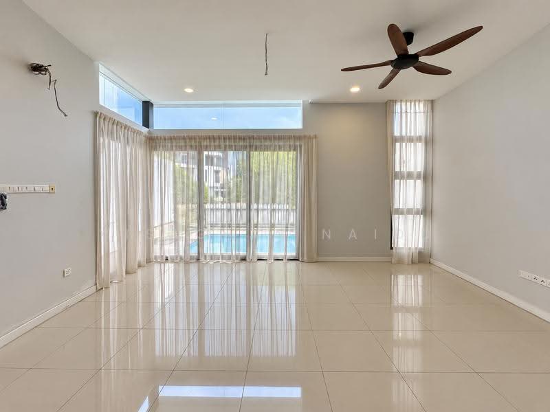 Rumah Teres 3.5-Tingkat untuk Disewa di Rawang (Selangor) - Visaghan Naidu - Living Room - PropertyGuru.com.my