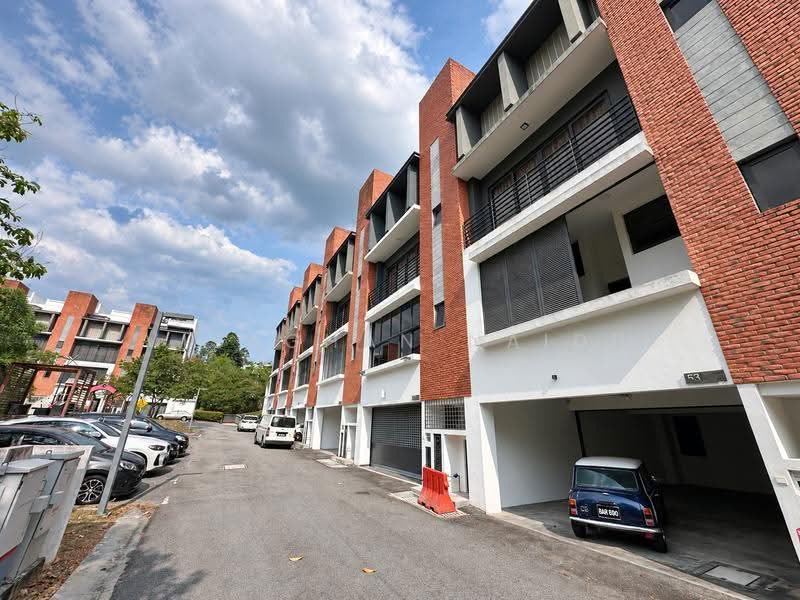 Rumah Teres 3.5-Tingkat untuk Disewa di Rawang (Selangor) - Visaghan Naidu - Exterior - PropertyGuru.com.my