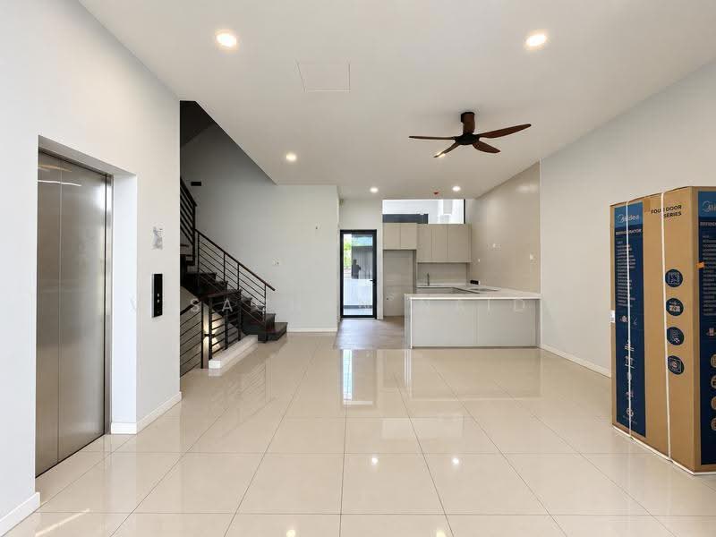 Rumah Teres 3.5-Tingkat untuk Disewa di Rawang (Selangor) - Visaghan Naidu - Interior - PropertyGuru.com.my