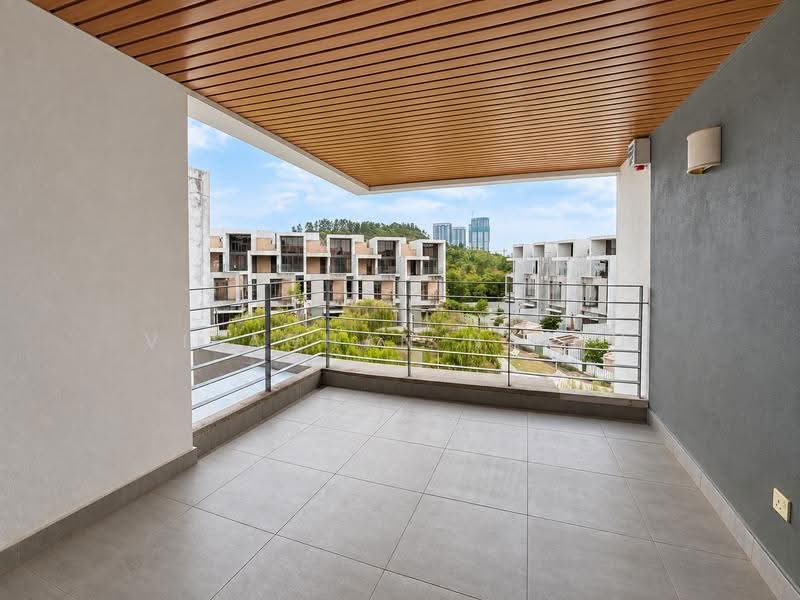 Rumah Teres 3.5-Tingkat untuk Disewa di Rawang (Selangor) - Visaghan Naidu - Balcony - PropertyGuru.com.my