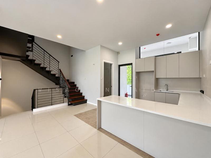 Rumah Teres 3.5-Tingkat untuk Disewa di Rawang (Selangor) - Visaghan Naidu - Kitchen - PropertyGuru.com.my