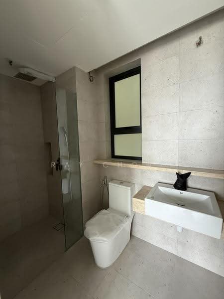 Condominium for Sale at SkyVogue - Ray Chong - Bathroom - PropertyGuru.com.my