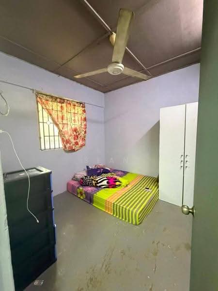 Rumah Flat untuk Dijual di Flat Taman Ungku Tun Aminah - Sean Yeoh - Bedroom - PropertyGuru.com.my