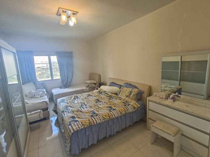 Kondominium untuk Dijual di Koi Kinrara - Moon Chiew - Bedroom - PropertyGuru.com.my