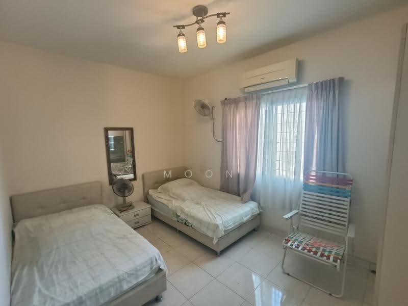 Kondominium untuk Dijual di Koi Kinrara - Moon Chiew - Bedroom - PropertyGuru.com.my