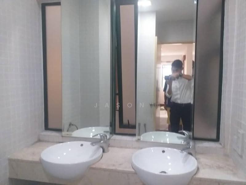 Kondominium untuk Disewa di 10 Semantan Suites - Jason Chee - Bathroom - PropertyGuru.com.my