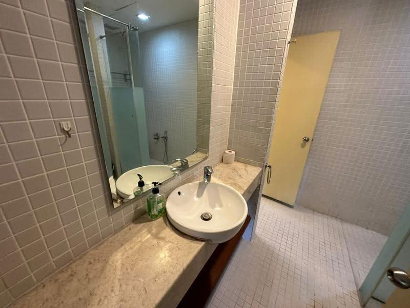 Kondominium untuk Disewa di 10 Semantan Suites - Jason Chee - Bathroom - PropertyGuru.com.my