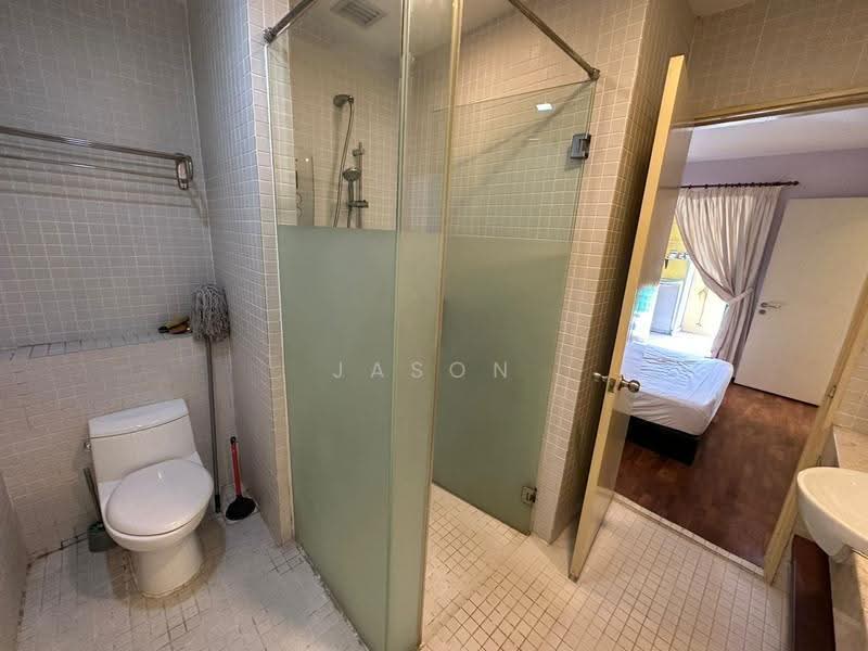 Kondominium untuk Disewa di 10 Semantan Suites - Jason Chee - Bathroom - PropertyGuru.com.my