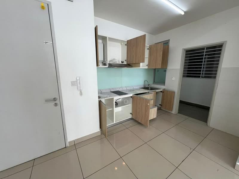 Service Residence for Sale at Meridin Bayvue Serviced Apartment - Leo SK - PropertyGuru.com.my