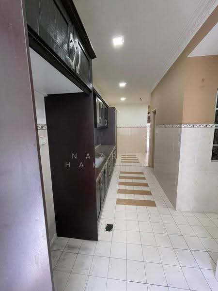 Terraced House for Sale in Denai Alam (Shah Alam) - Nazrin Hakimin - Kitchen - PropertyGuru.com.my