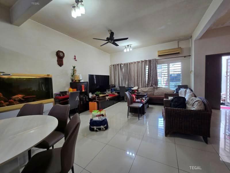 Terraced House for Sale in Bandar Puteri Klang (Klang) - Alex Lee - Living Room - PropertyGuru.com.my