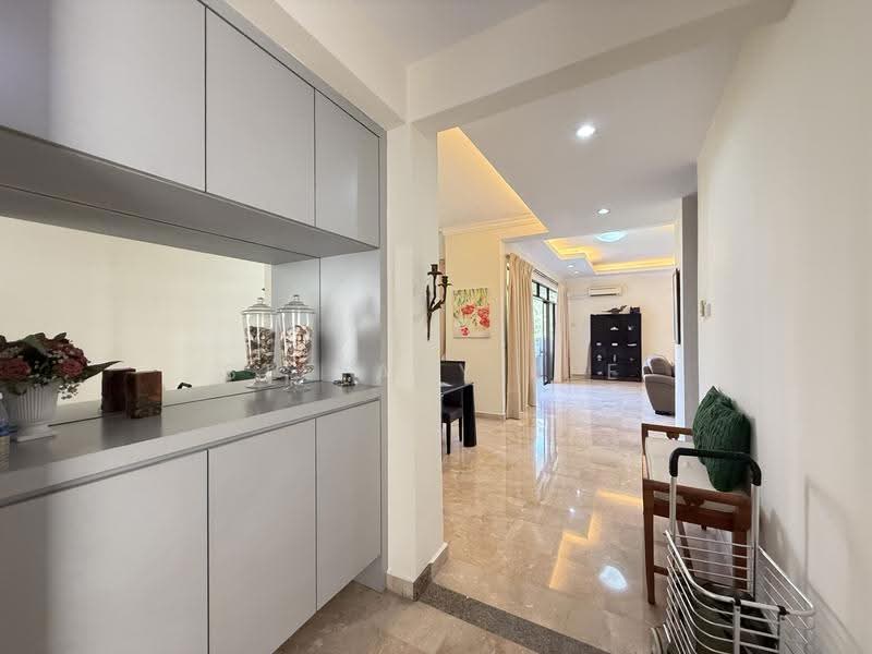 Condominium for Sale at Pearl View - Stefany Kee - Living Room - PropertyGuru.com.my